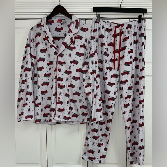 Disney Other - Disney Mickey Mouse Red Truck Christmas Tree Flannel Holiday 2 Piece Medium